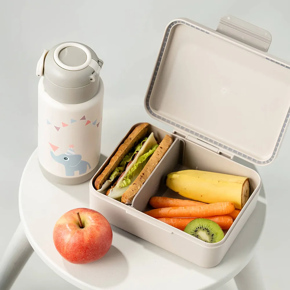 Done by Deer vattenflaska Celebration Sand 340 ml