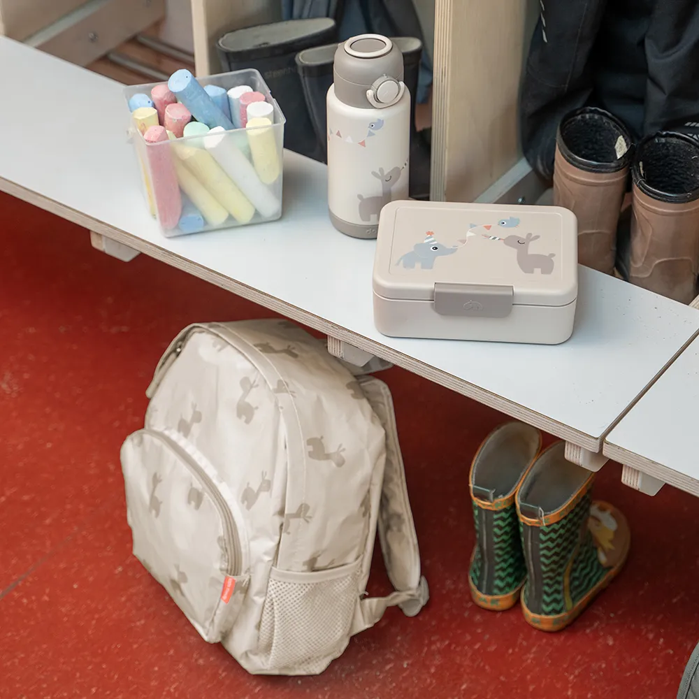 Done by Deer vattenflaska Celebration Sand 340 ml