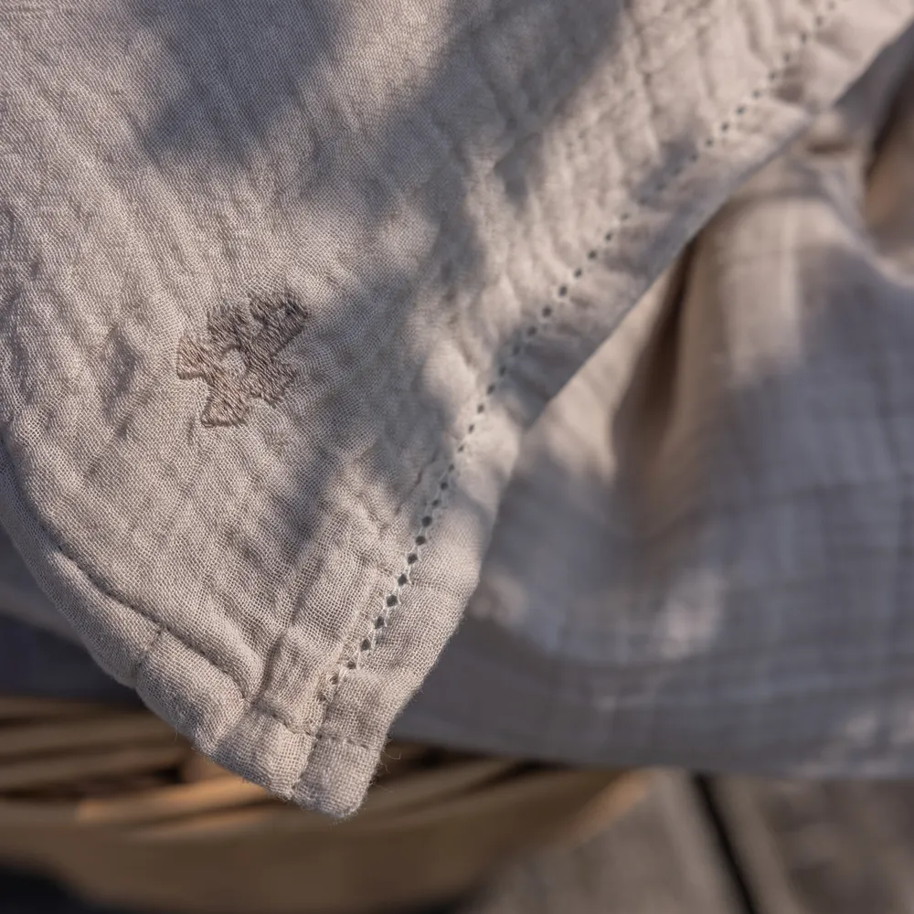 Sebra Påslakanset junior muslin seabreeze beige