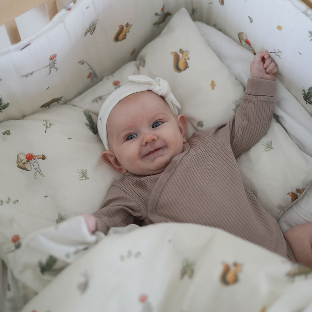 Rätt Start Beskow Tomtebobarnen Spjälskydd beige