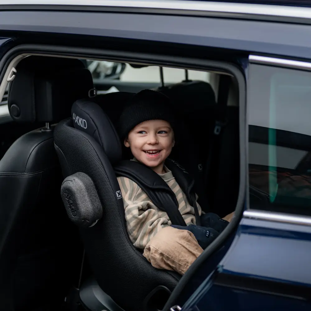 Axkid Minikid Core Bilbarnstol Coastal Storm Black