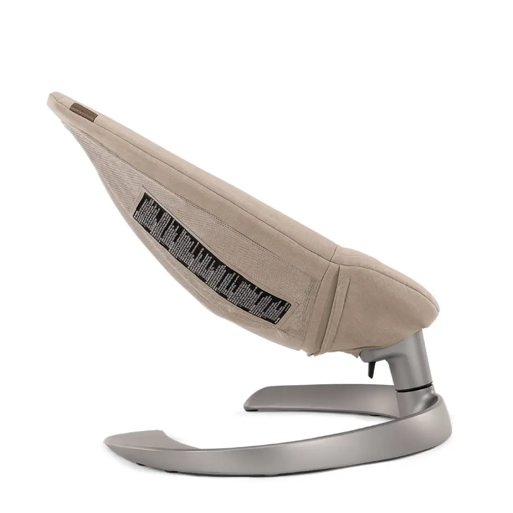 Nuna LEAF Grow babysitter med lekbåge BISCOTTI