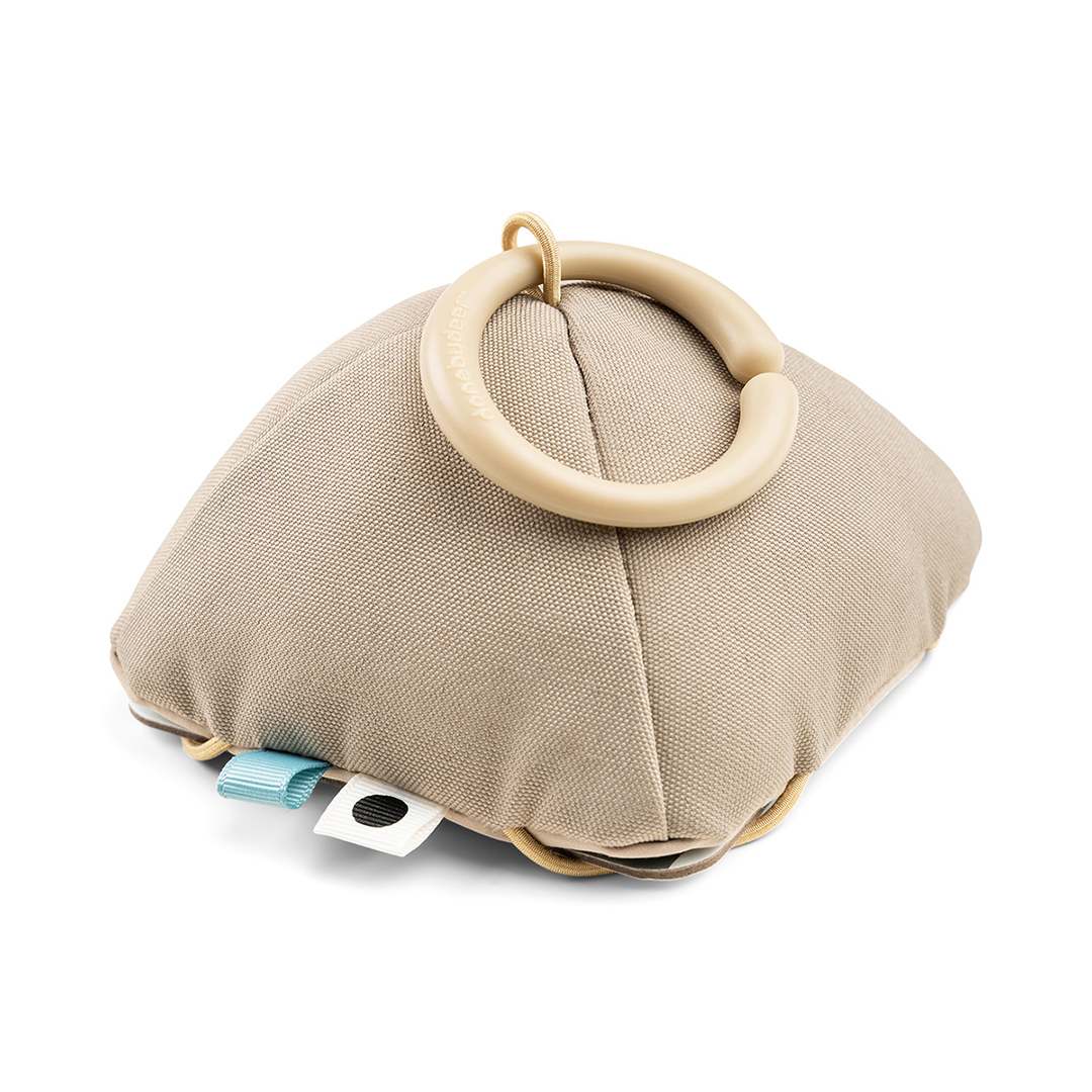 Done by Deer kontrast korthållare leksak Sand