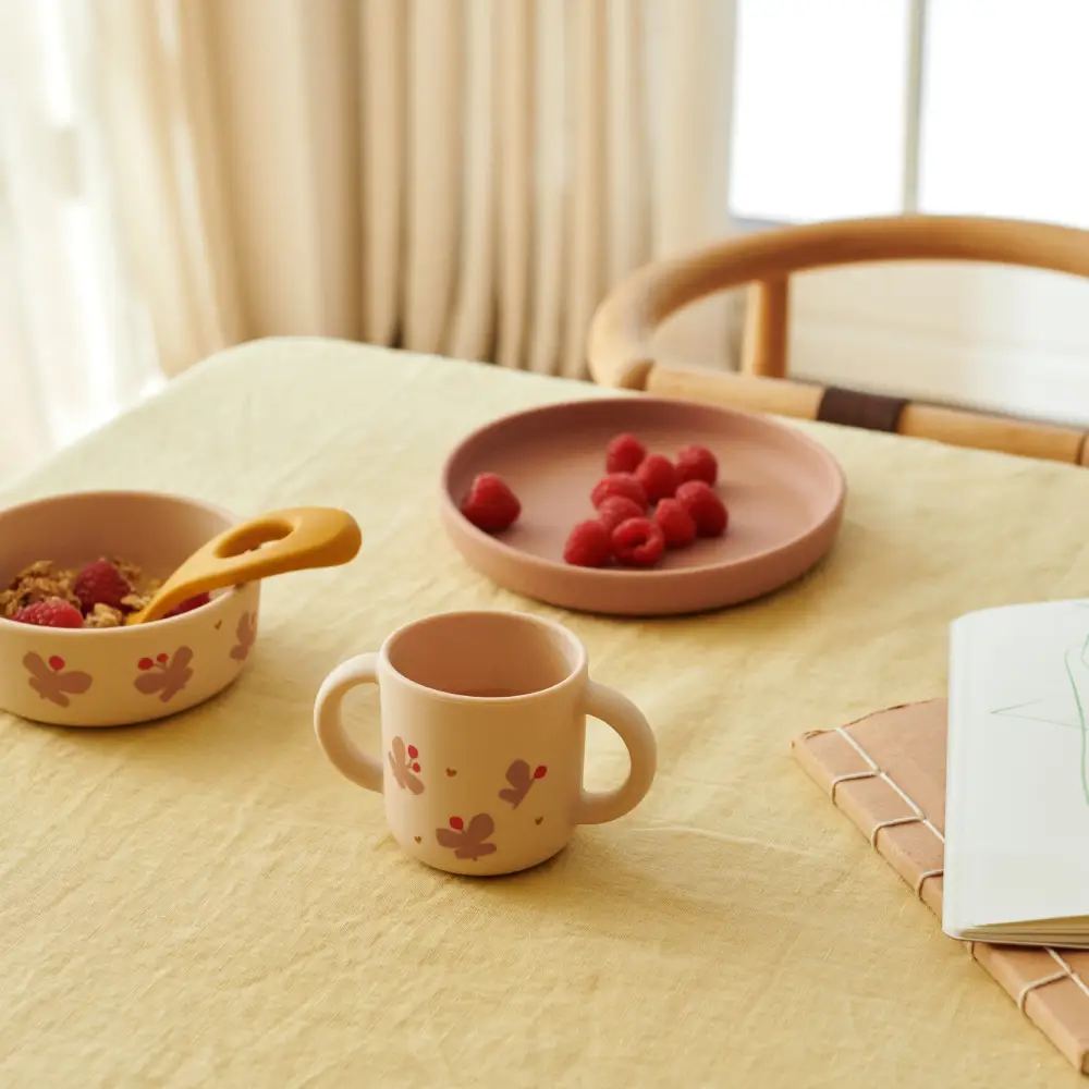 Liewood Vivi Servis i 4 delar Butterfly / Apple blossom