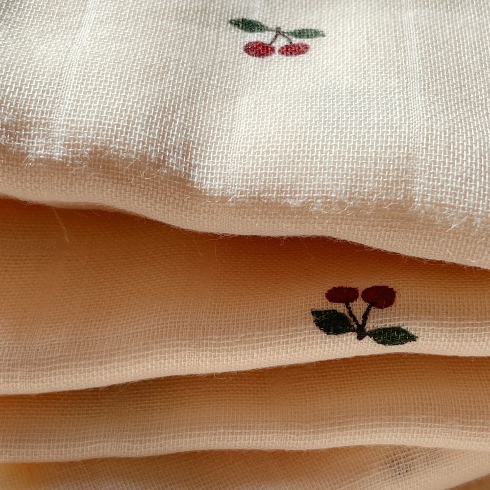 Konges slöjd 3 pack muslin cloth gots cherry dot