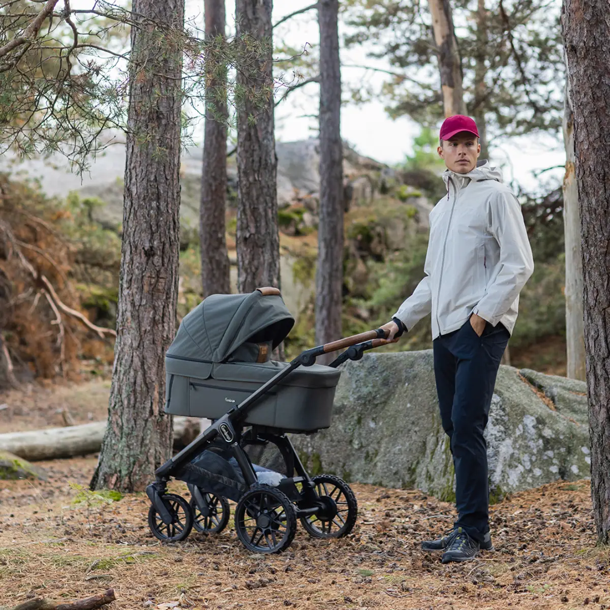 Emmaljunga Sento Pro Ergo+ Outdoor Green