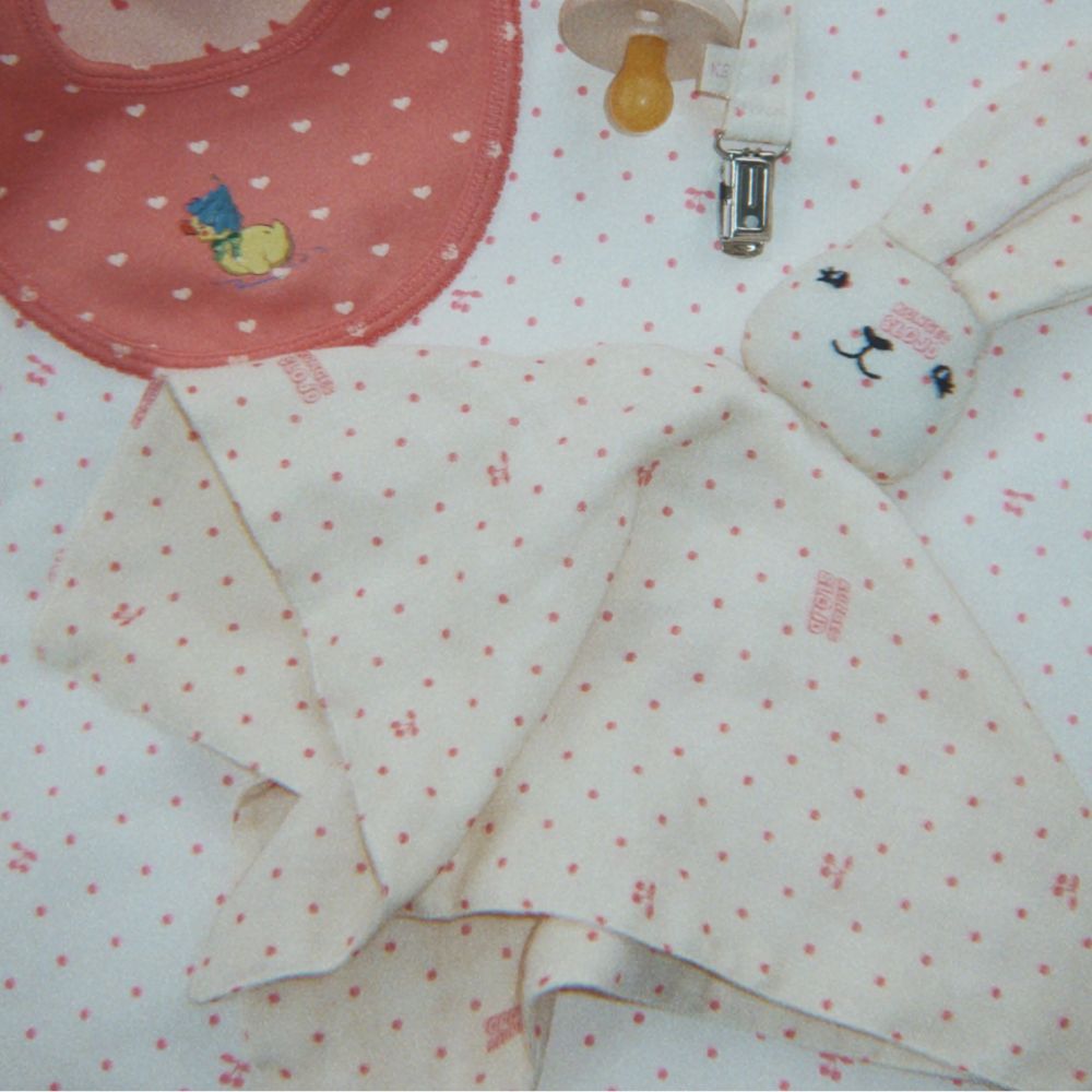 Konges slöjd sleepy rabbit cherry dot
