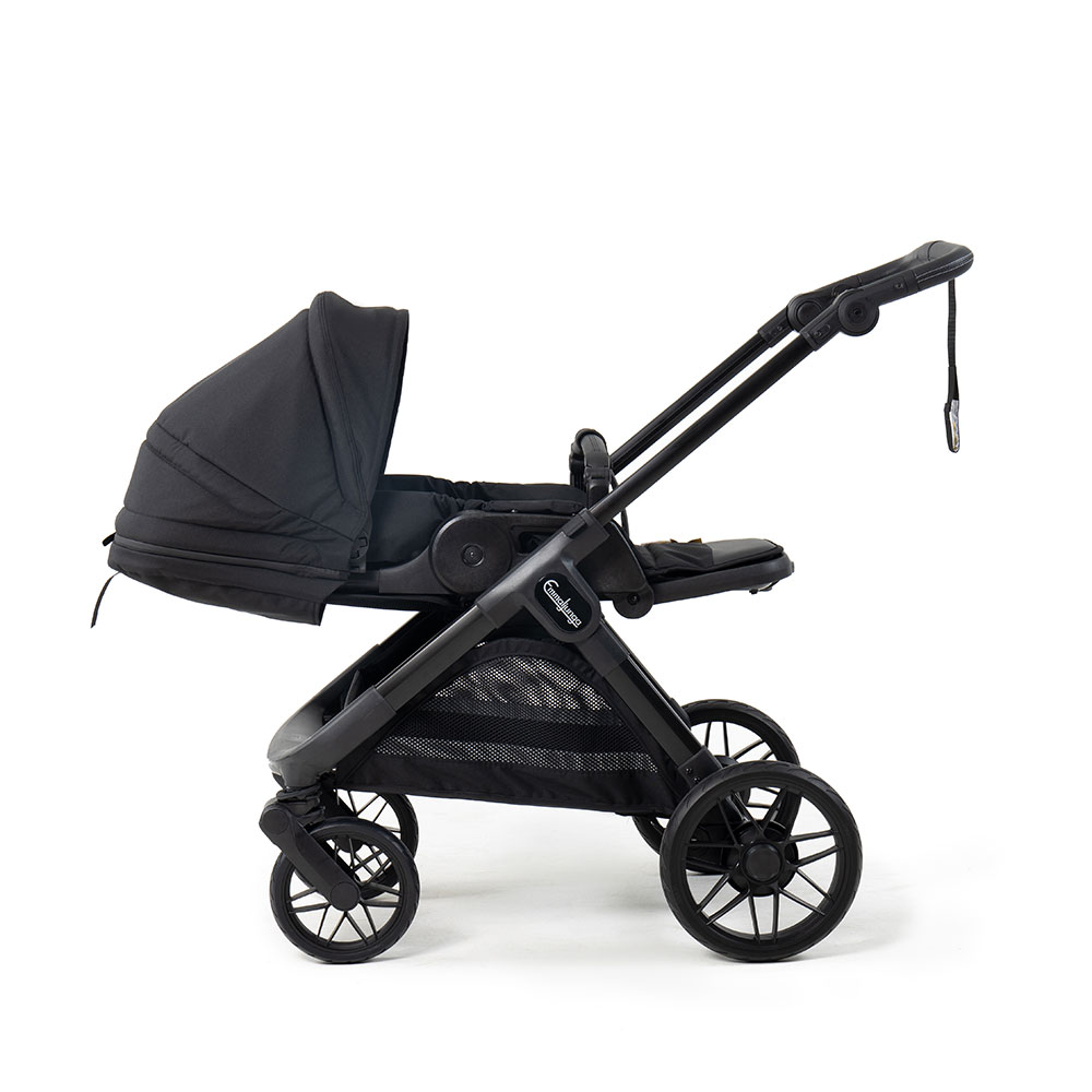 Emmaljunga Sento Max Flat+ Urban Black