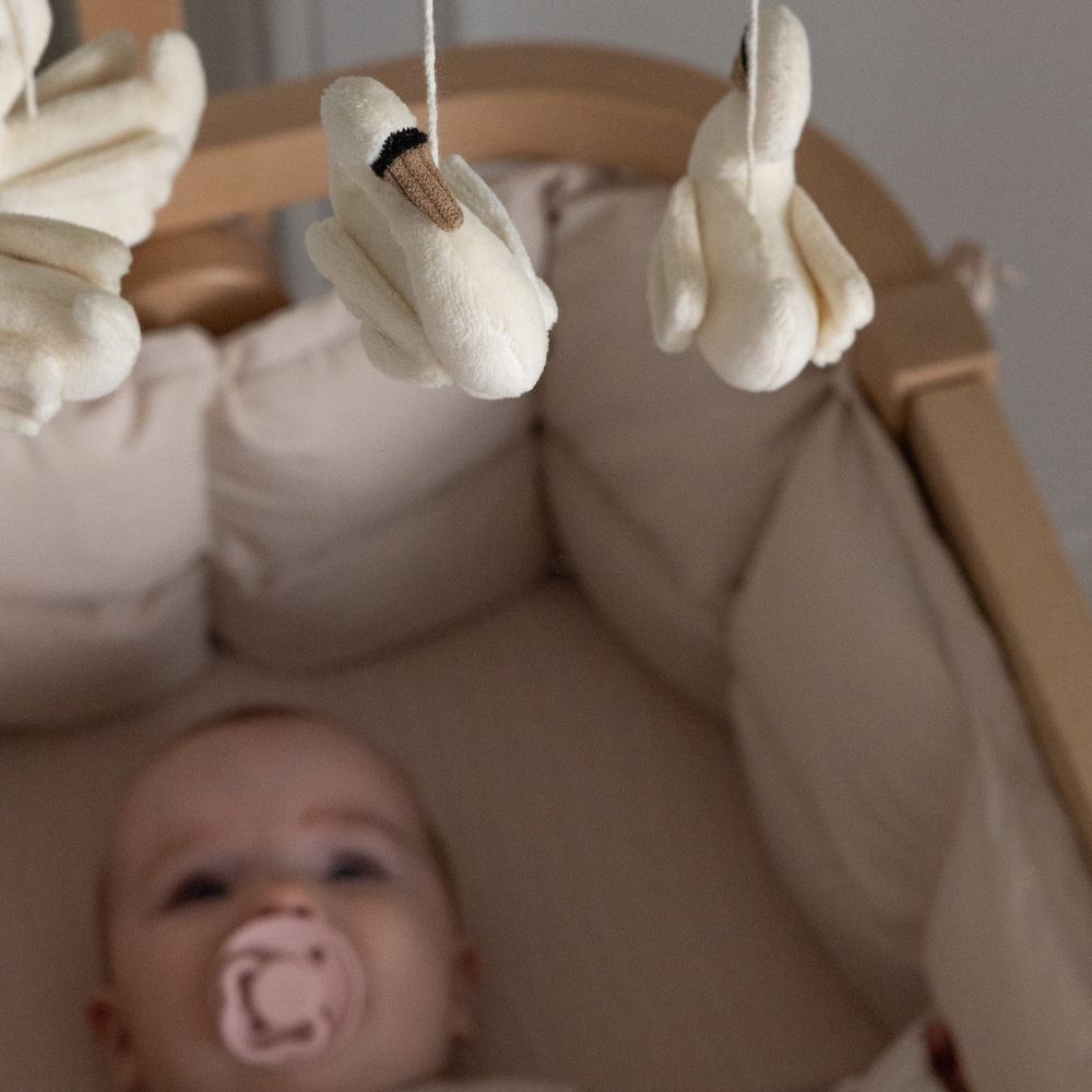 Sebra Babymobil med Svanar