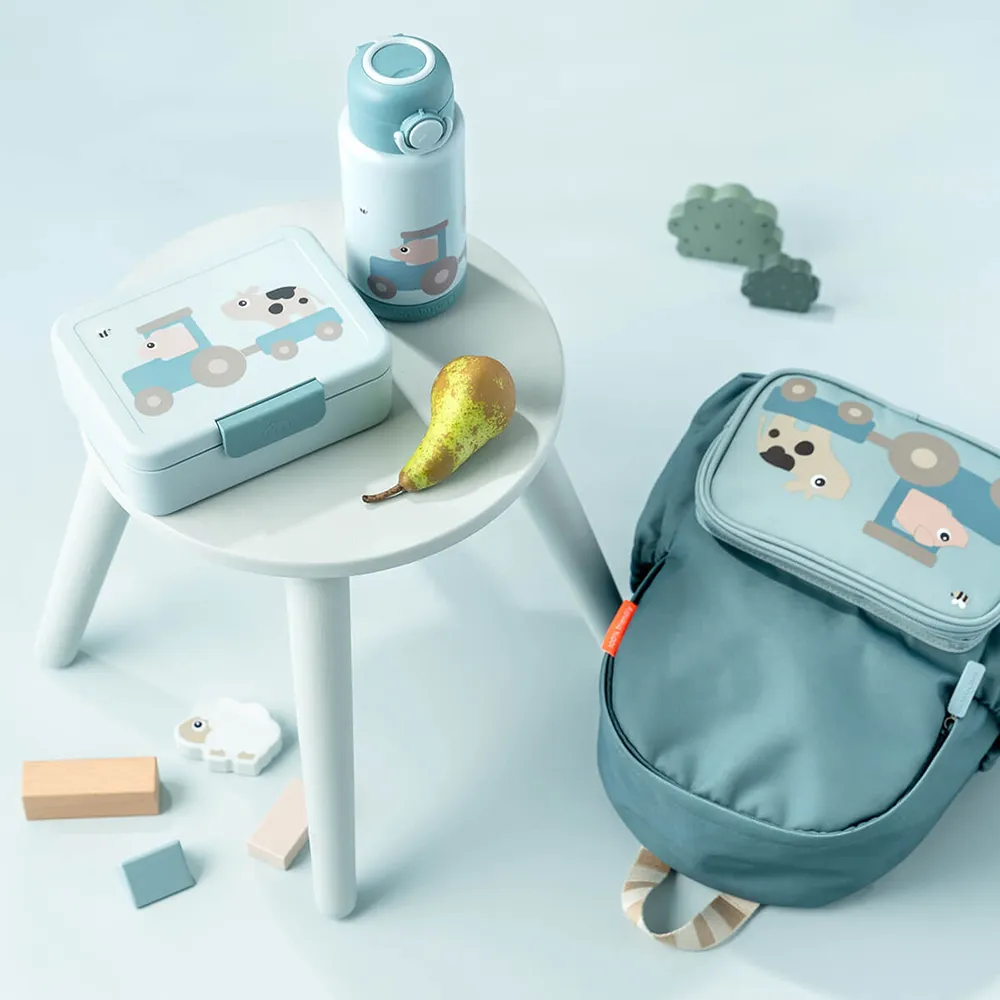 Done by Deer vattenflaska Tiny Farm Blue 340 ml