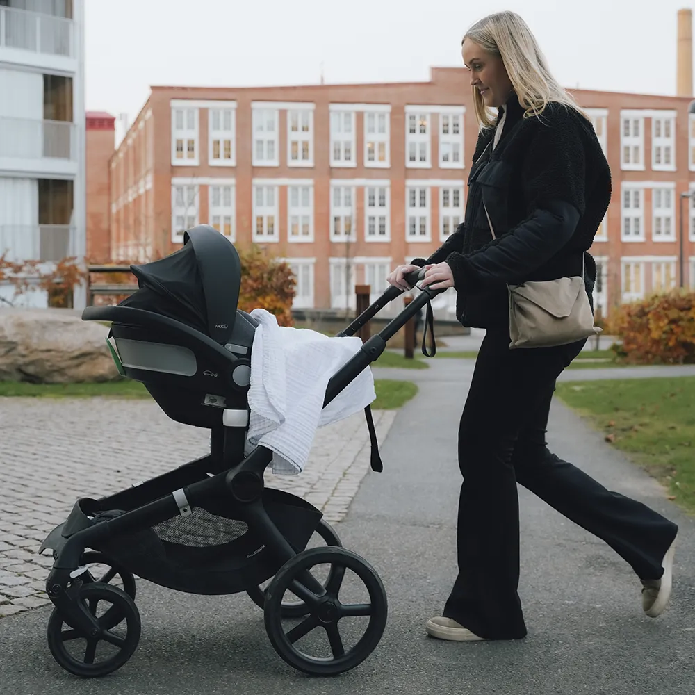 Axkid babyskydd Gokid + base