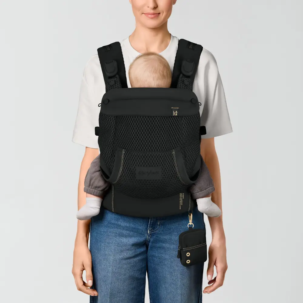 Cybex Laya Bärsele Magic black