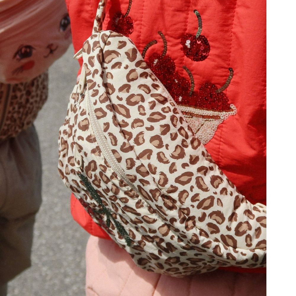 Konges Slöjd Juno Magväska Leo