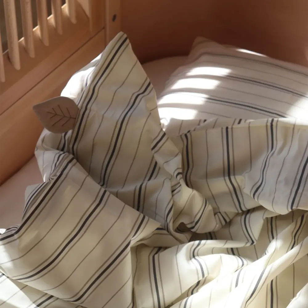 Sebra Påslakanset baby cream stripe
