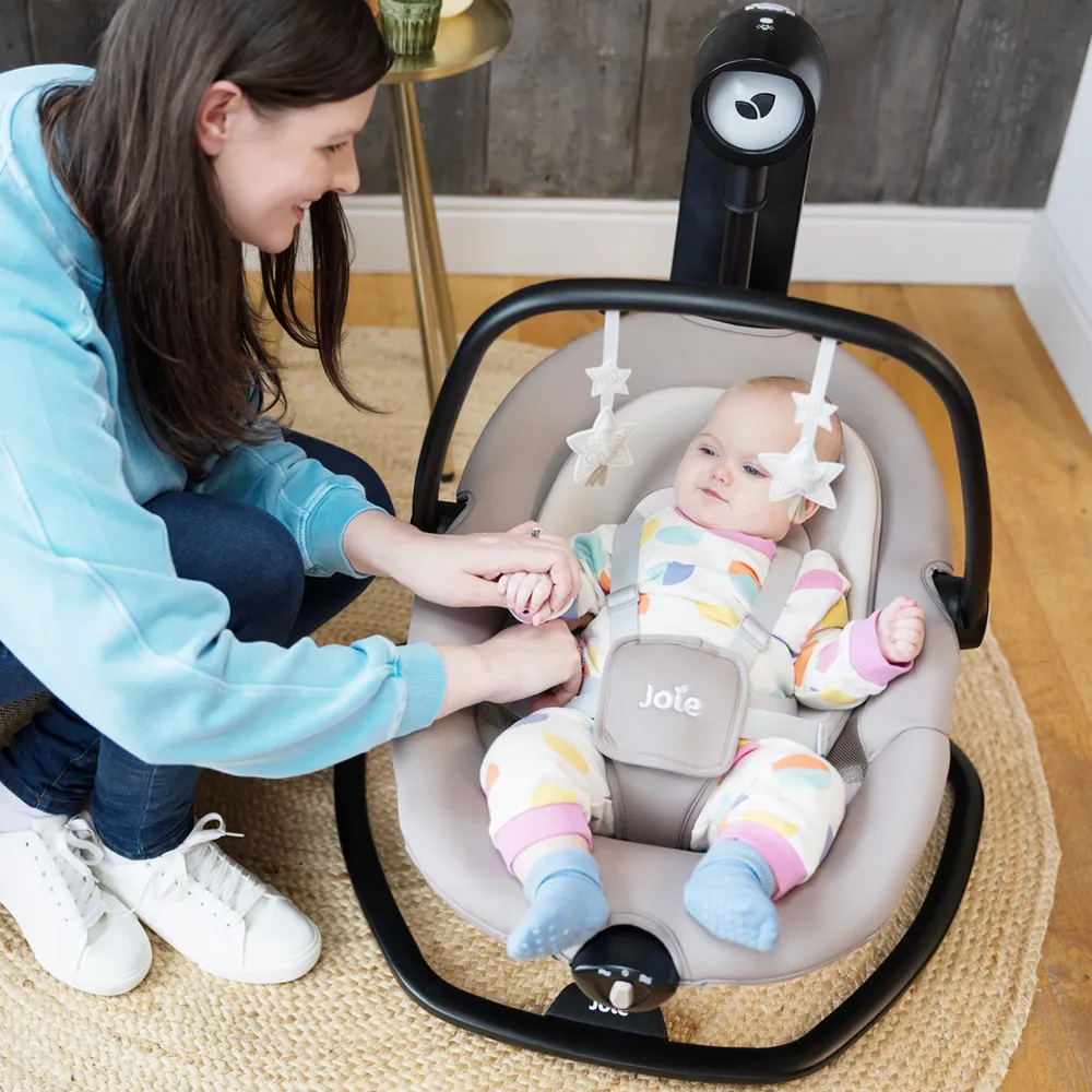 Joie SERINA 2IN1 babysitter Cosmo Lola