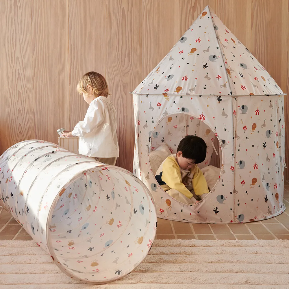 Liewood Oaks Pop Up Playtent Peach / Sea shell
