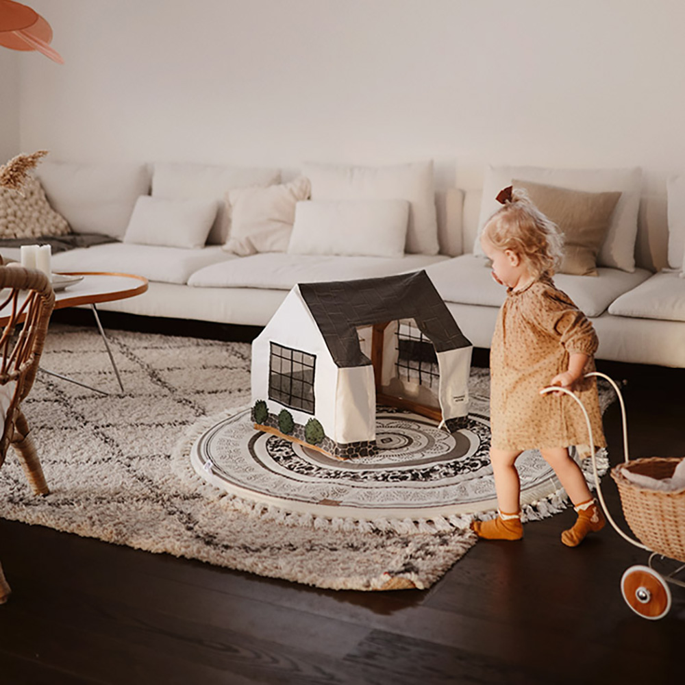 Elodie Details leksakshus tyg