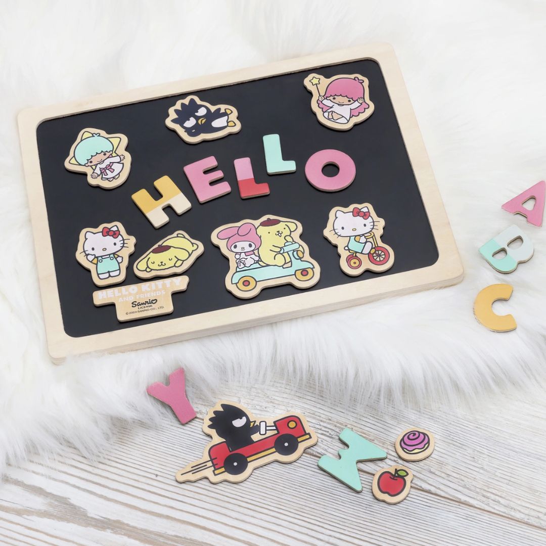 Hello Kitty magneter bokstäver