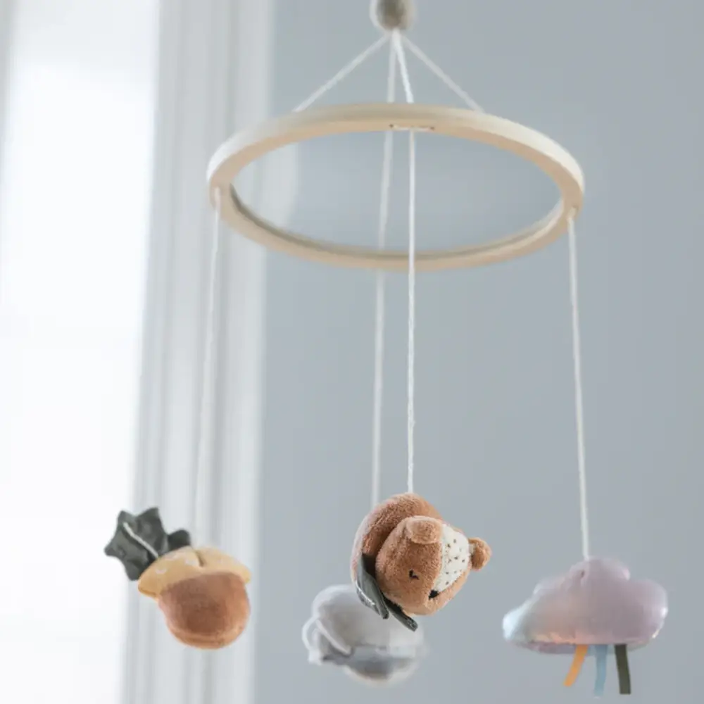 Sebra babymobil med musik, Woodland
