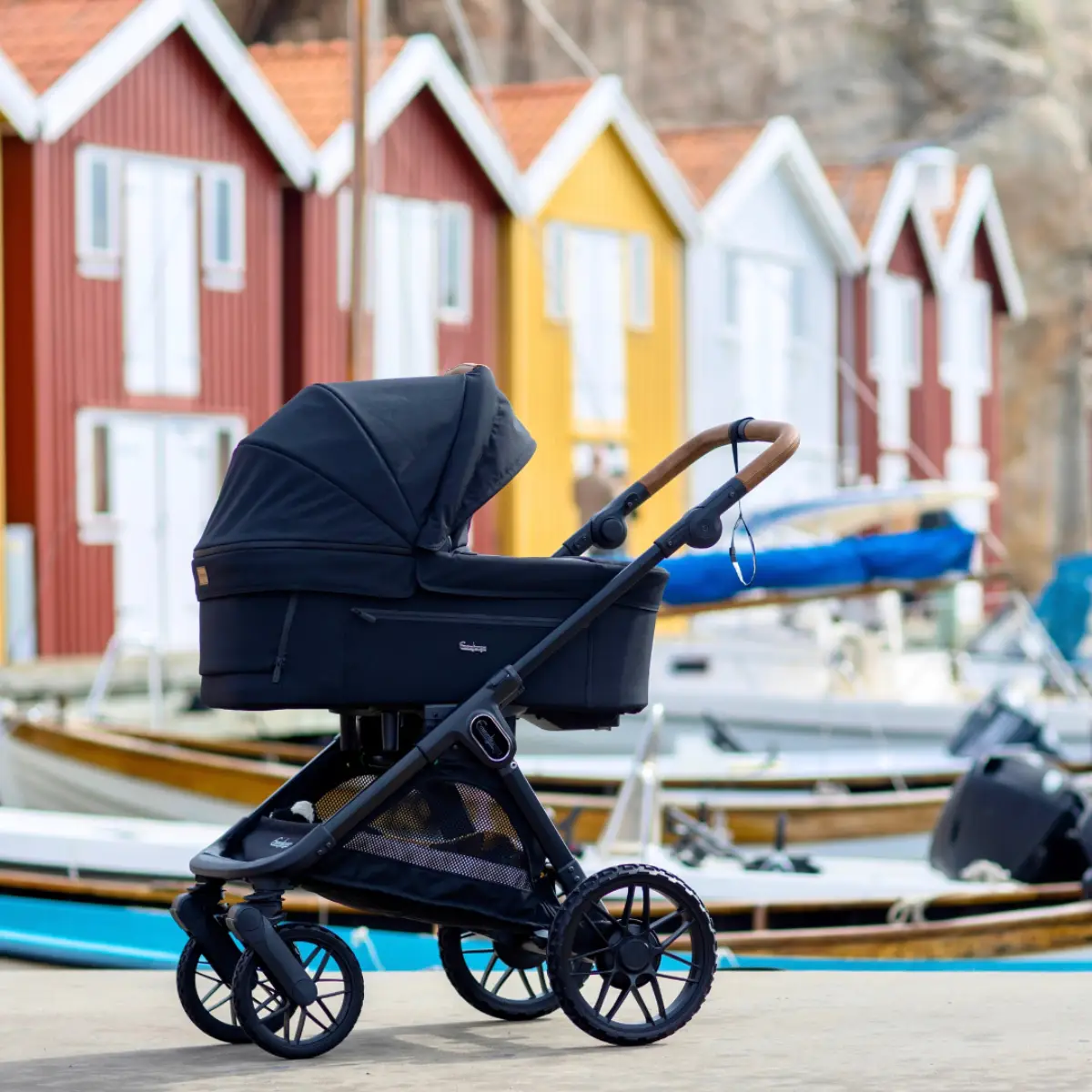 Emmaljunga Sento pro Ergo+ Outdoor Black