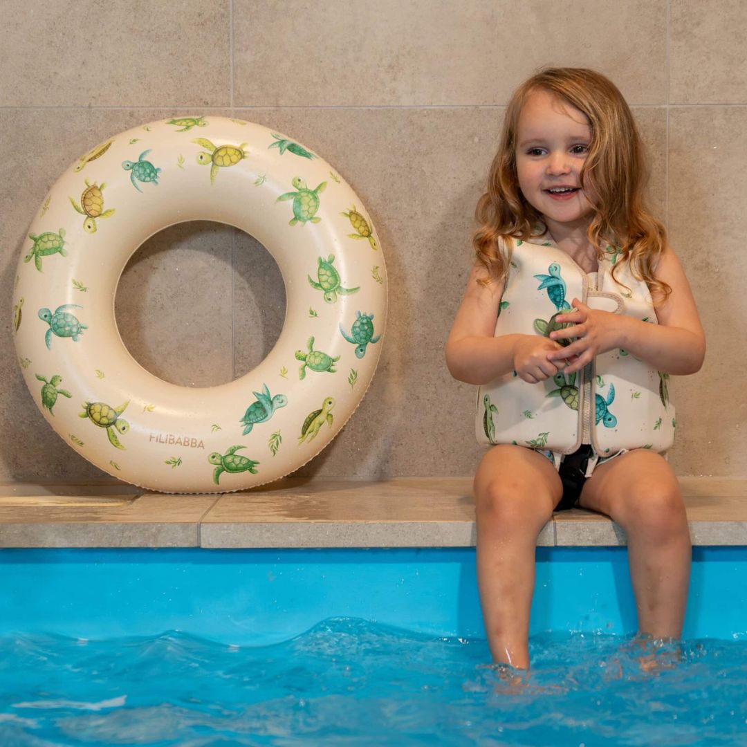 Filibabba Badring Alfie - Första simturen