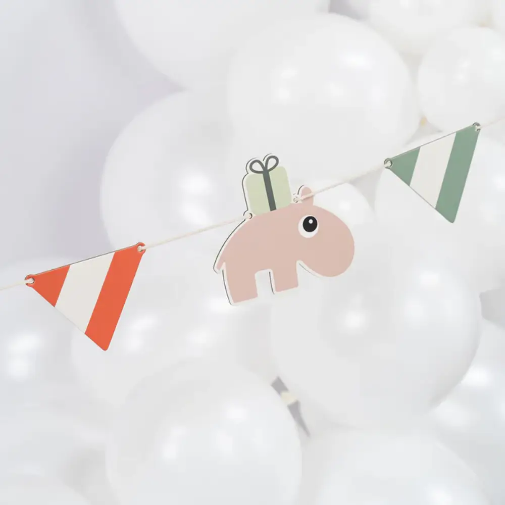 Done by Deer Girlang Celebration Färgmix