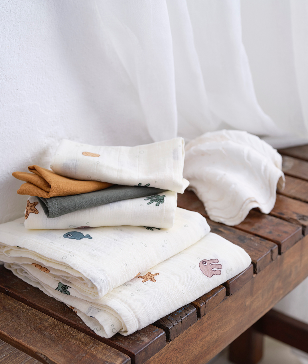 Done by Deer swaddle filtar 2-pack Sea friends Beige 