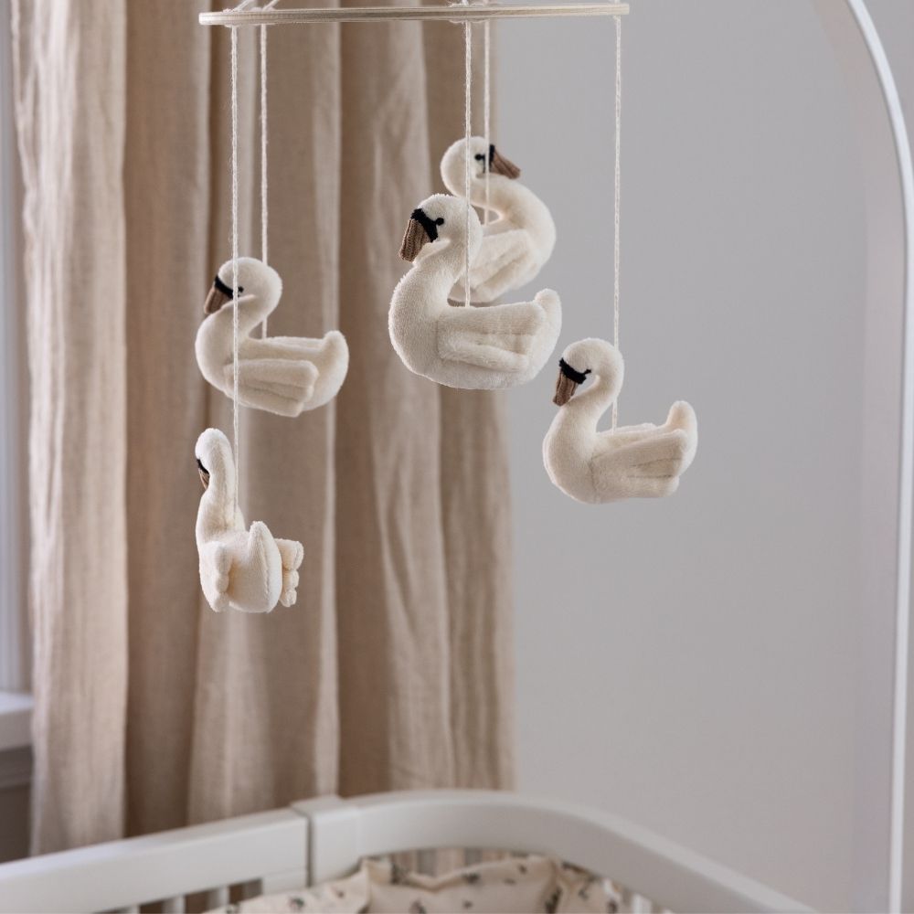 Sebra Babymobil med Svanar