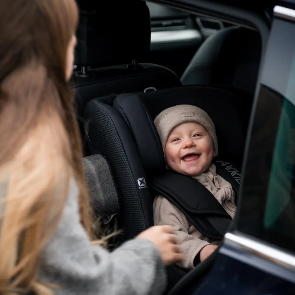 Axkid Minikid Core Bilbarnstol Coastal Storm Black