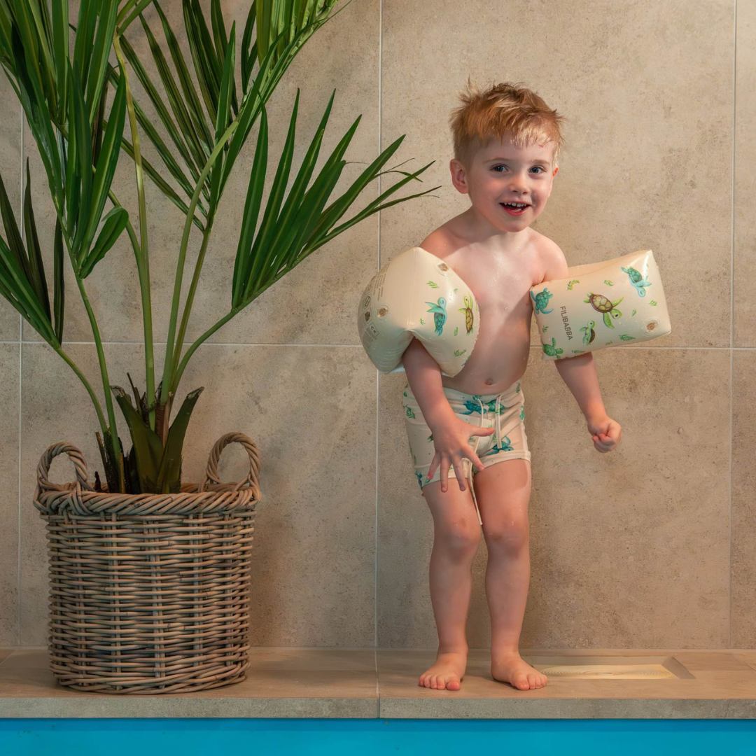 Filibabba Armpuffar Alfie Första simturen