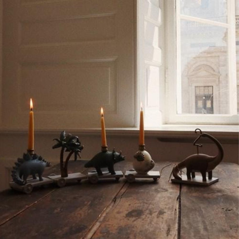 Konges Slöjd Födelsedagståg Dinomite