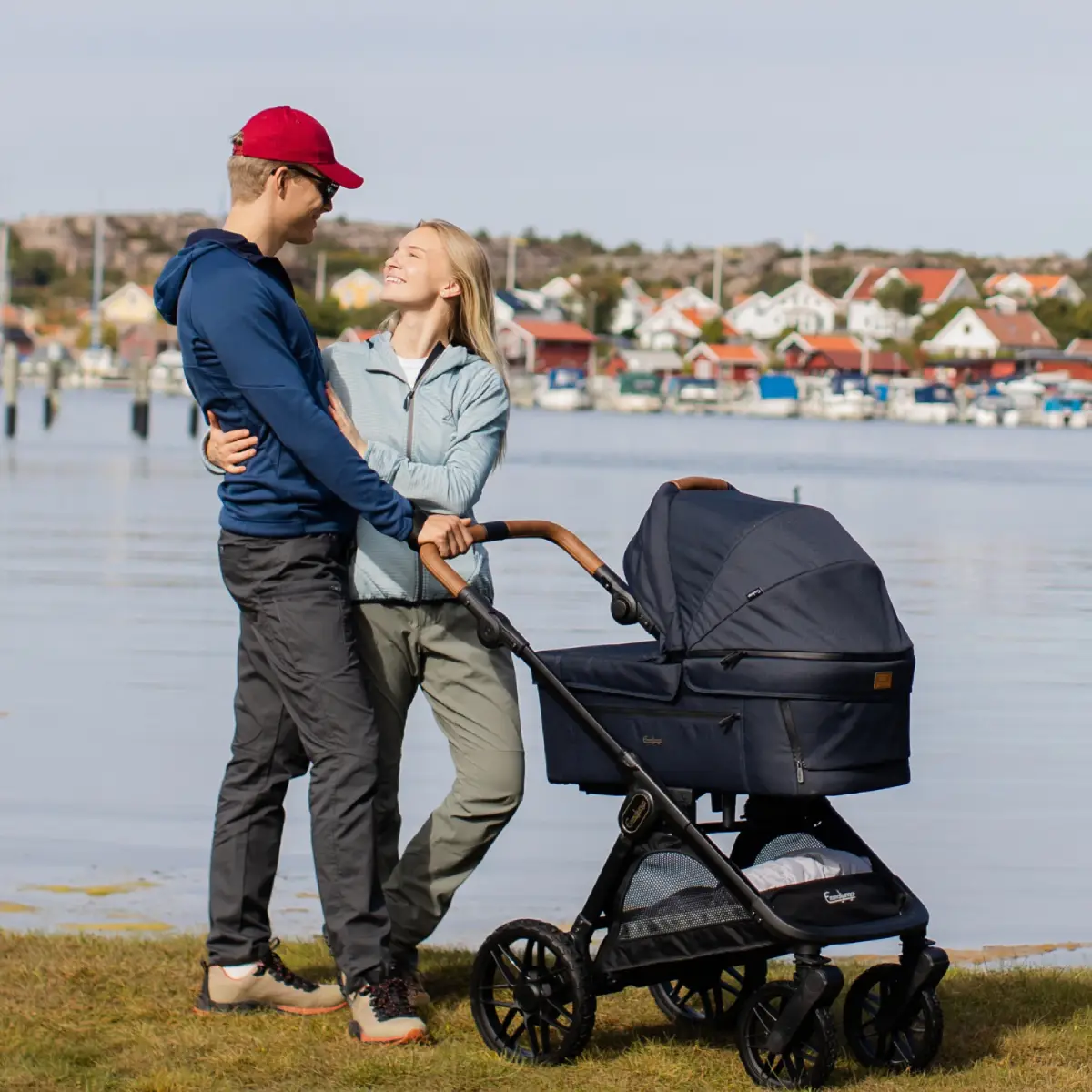 Emmaljunga Sento pro Flat+ Outdoor Black