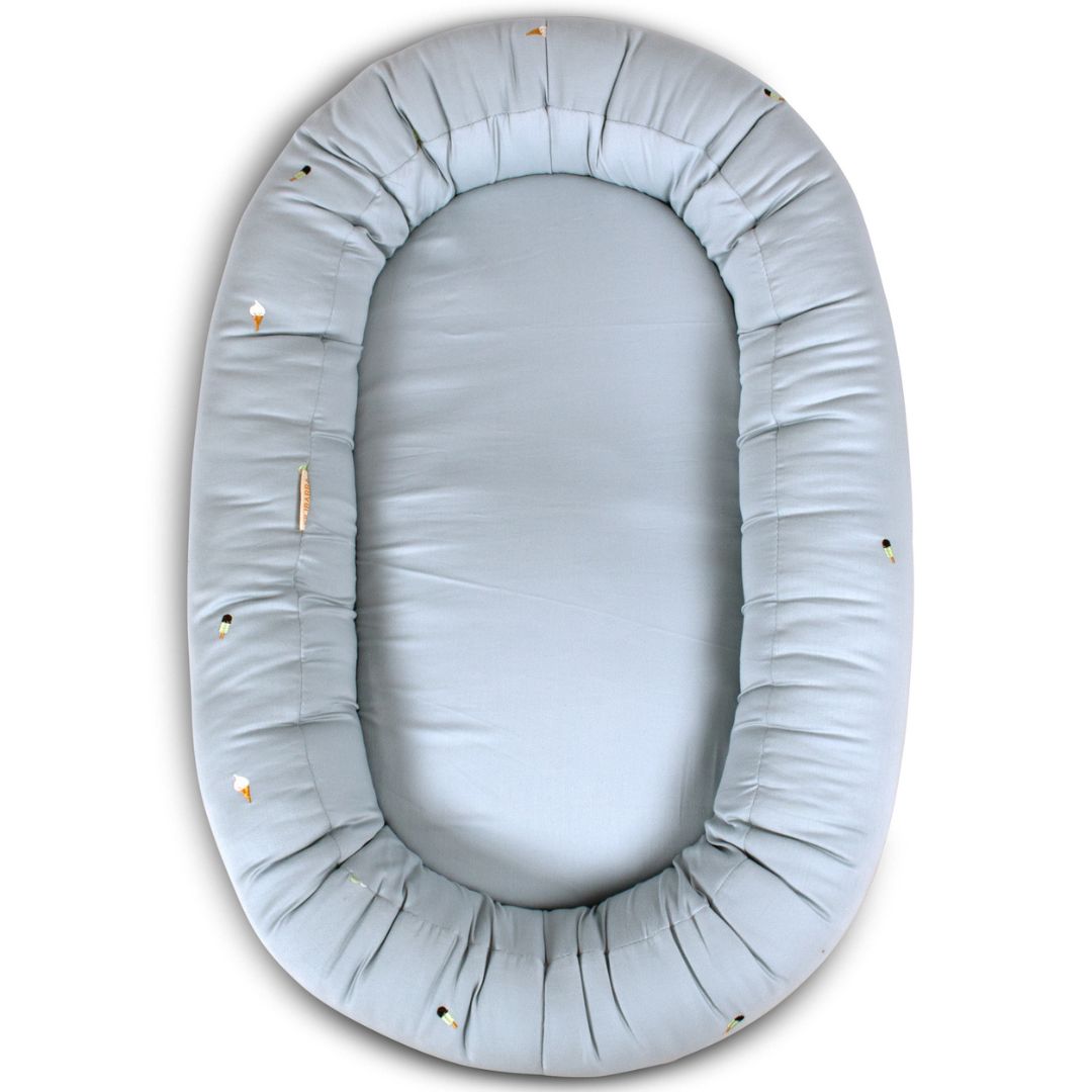 Filibabba Babynest Broderade glassar Pärlblå