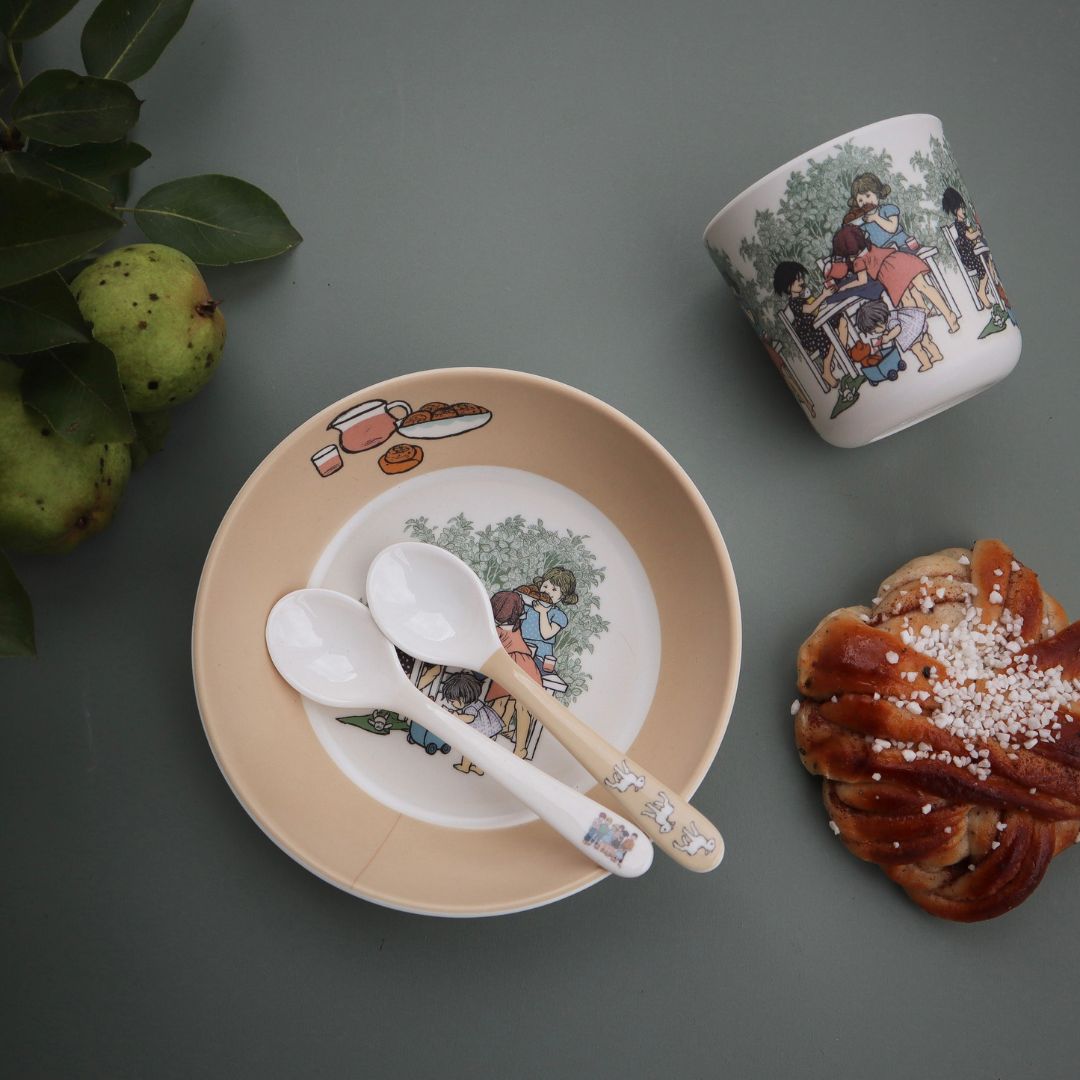 Rätt Start Barnen i Bullerbyn Stor mugg 