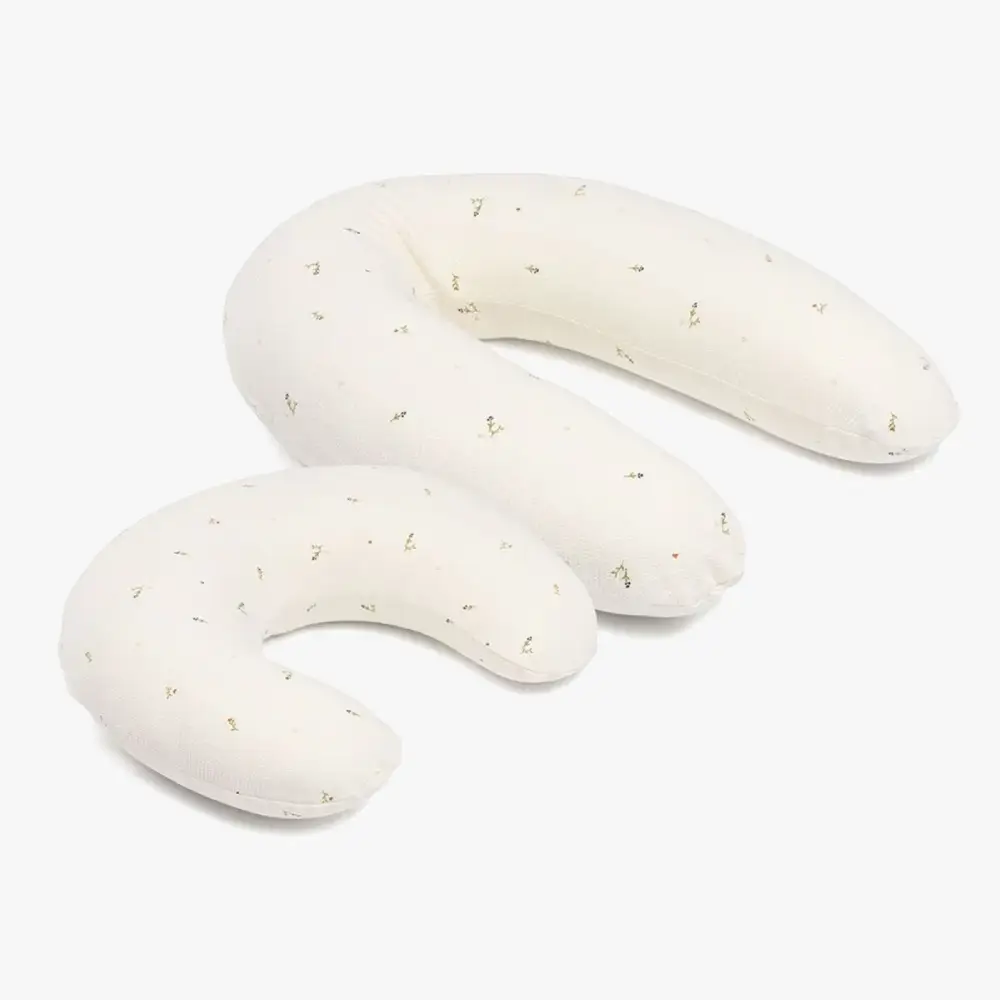 Doomoo gravid & amningskudde  2-i-1 quilt creme blomma