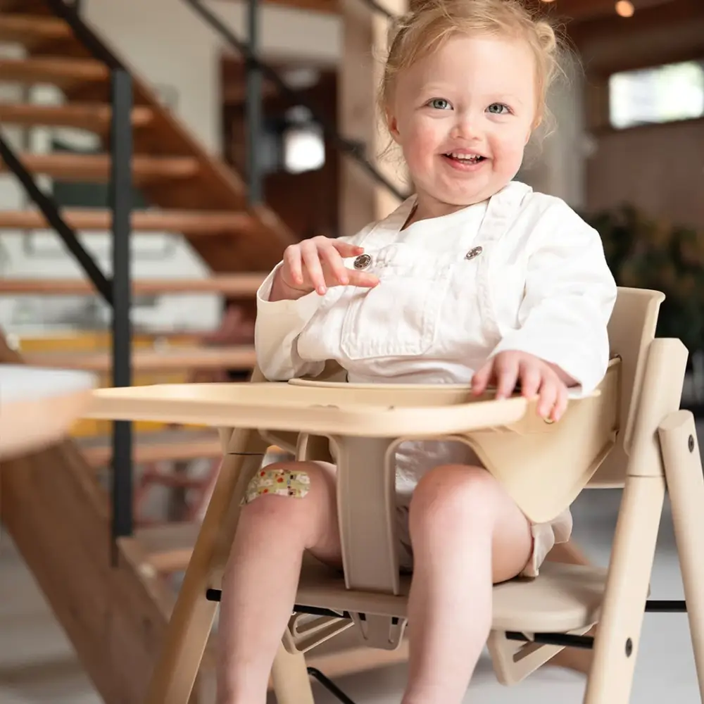 Kaos Klapp Matstol Recycled + Safety Rail & Tray