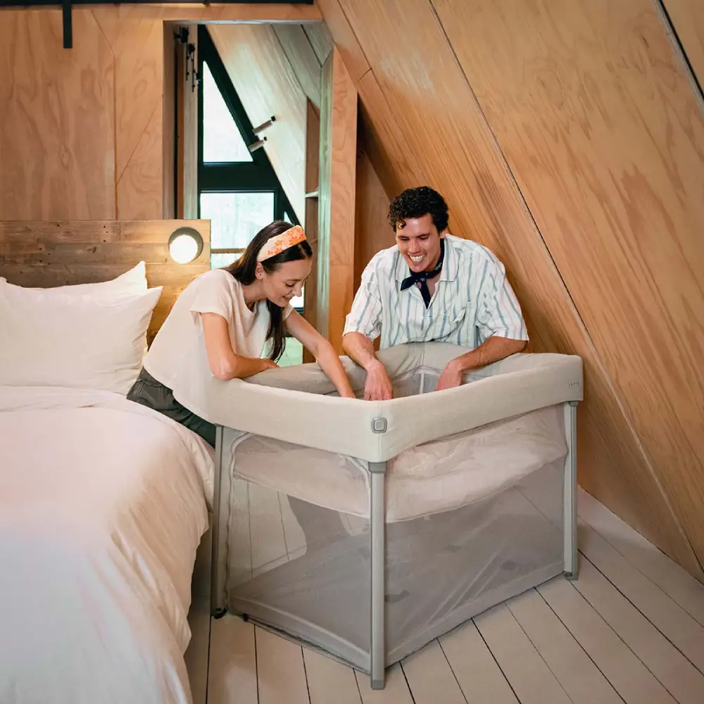 Nuna PAAL Resesäng/lekhage BISCOTTI