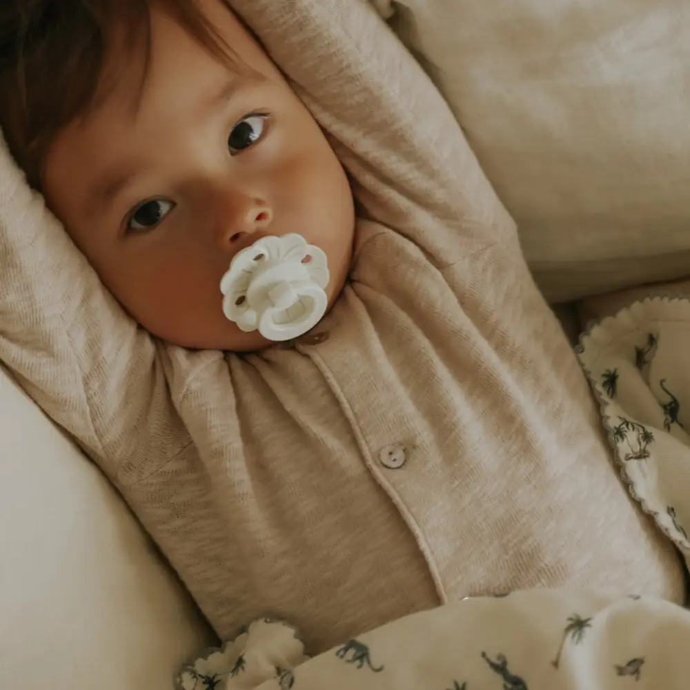 Elodie Binky Bloom Napp Vanilla White One size