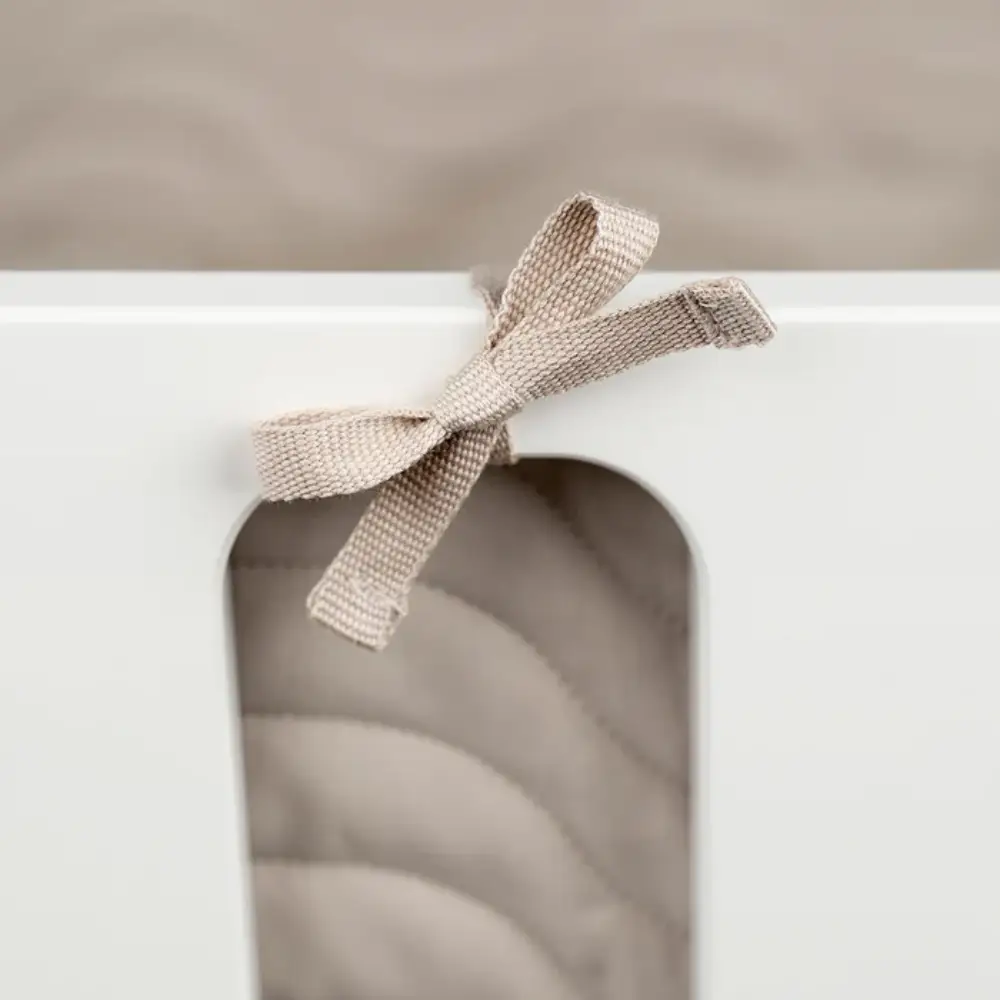 Done by Deer Spjälsängsskydd Waves Sand