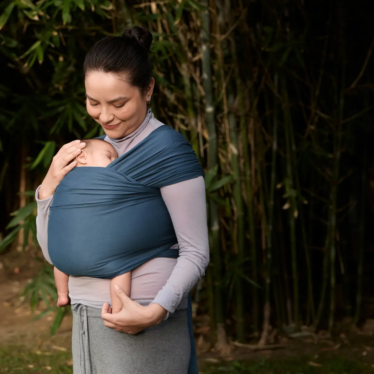 Ergobaby Aura Wrap bärsjal Twilight Navy