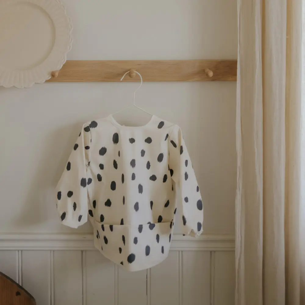 Elodie Långärmad haklapp Dalmatian Dots Grande En storlek