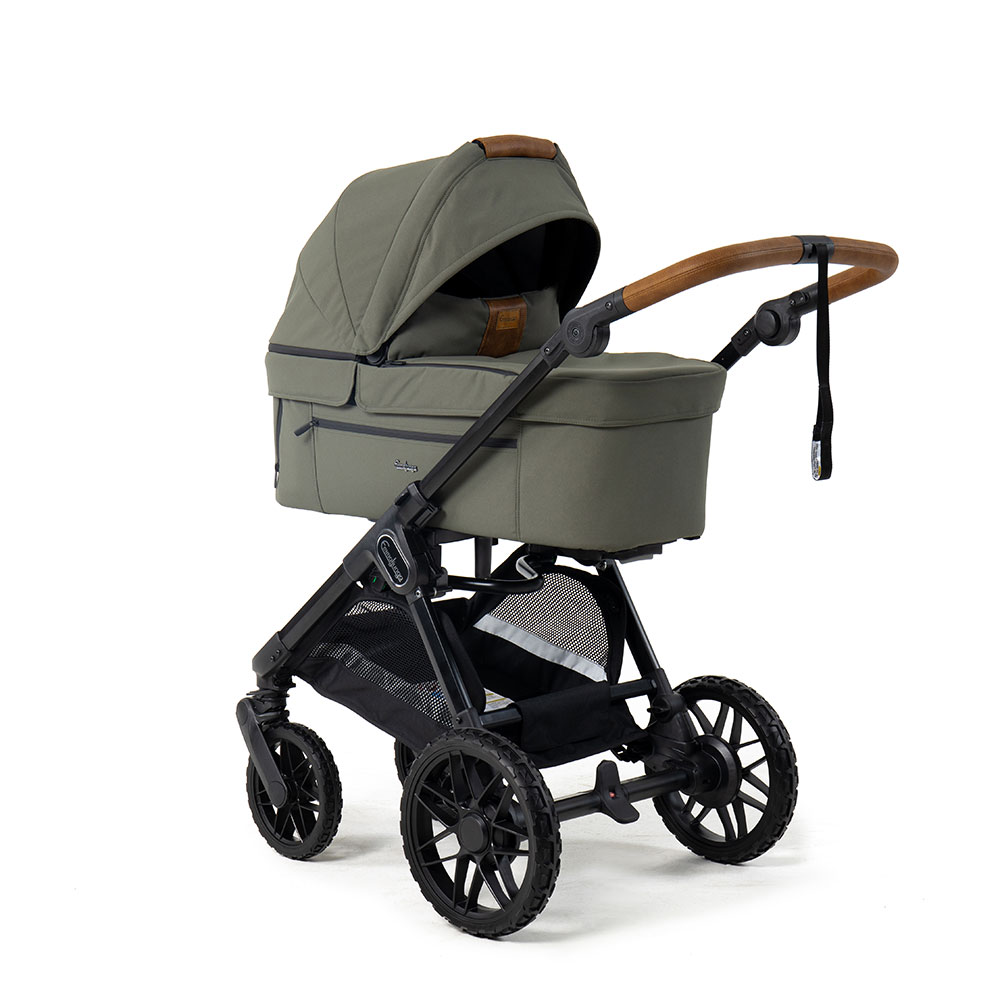 Emmaljunga Sento pro Flat+ Outdoor Green