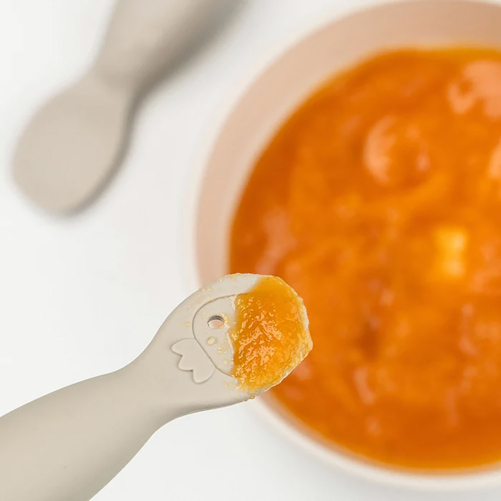 Done by Deer lära äta skedar Tiny farm Sand