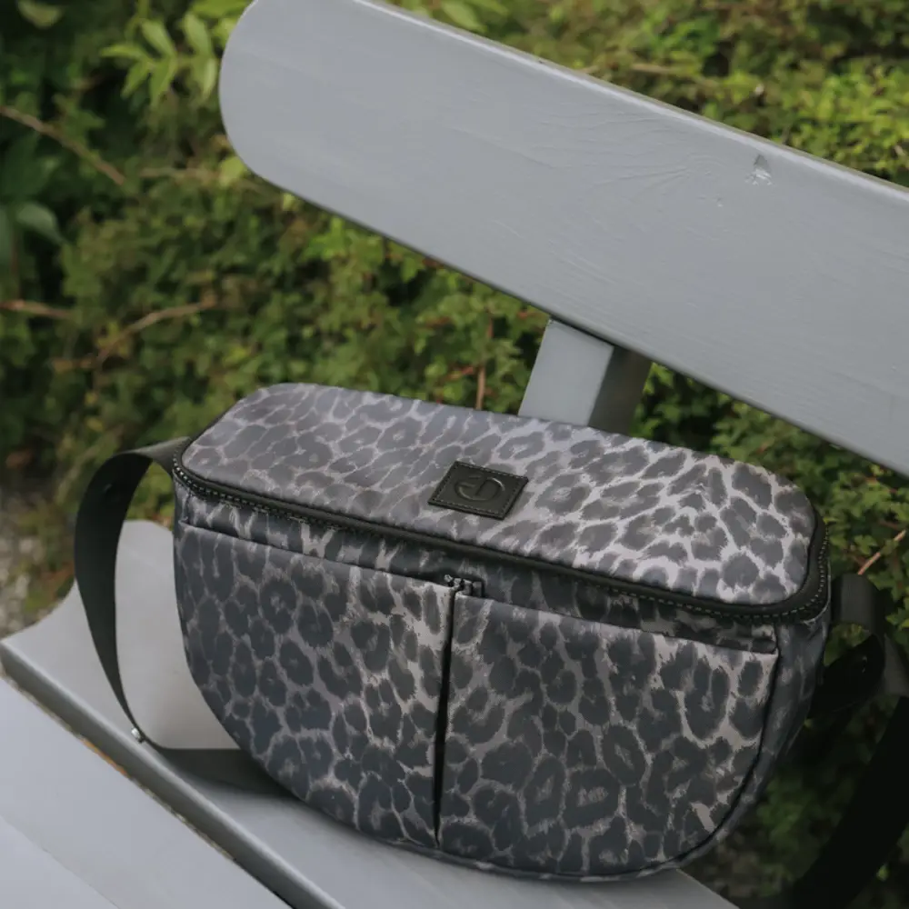 Elodie Organizer - Half Moon Le Leopard