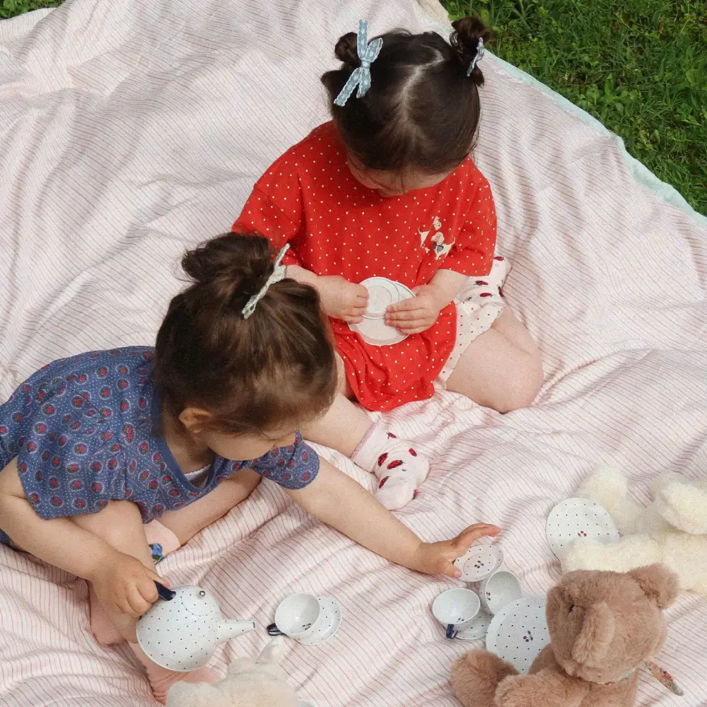 Konges Slöjd Tea Party Blue Dot