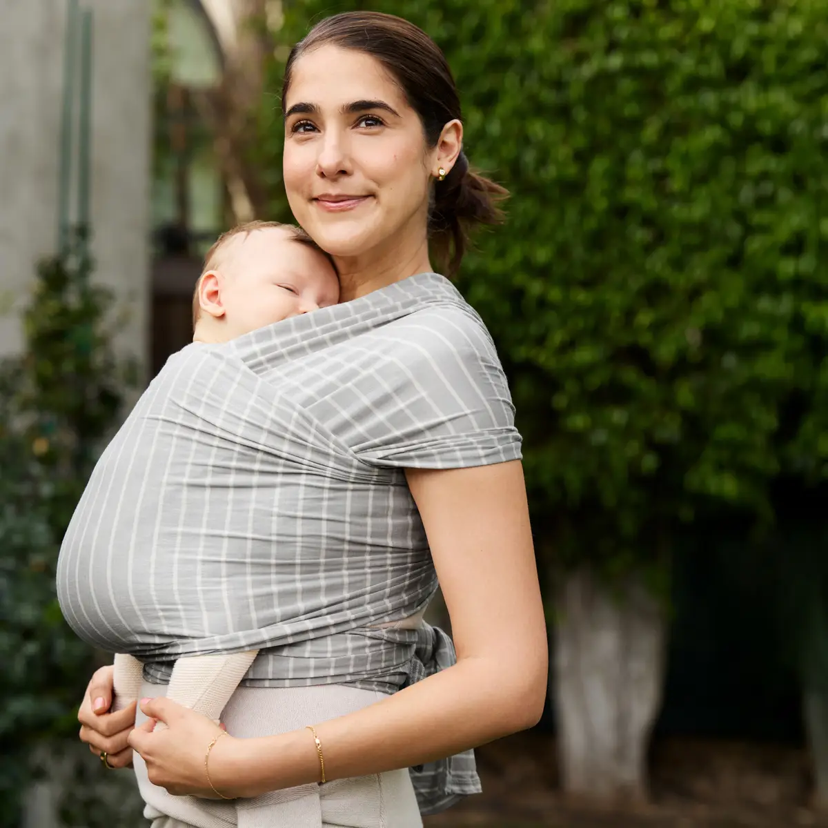 Ergobaby Aura Wrap bärsjal Grey Stripes