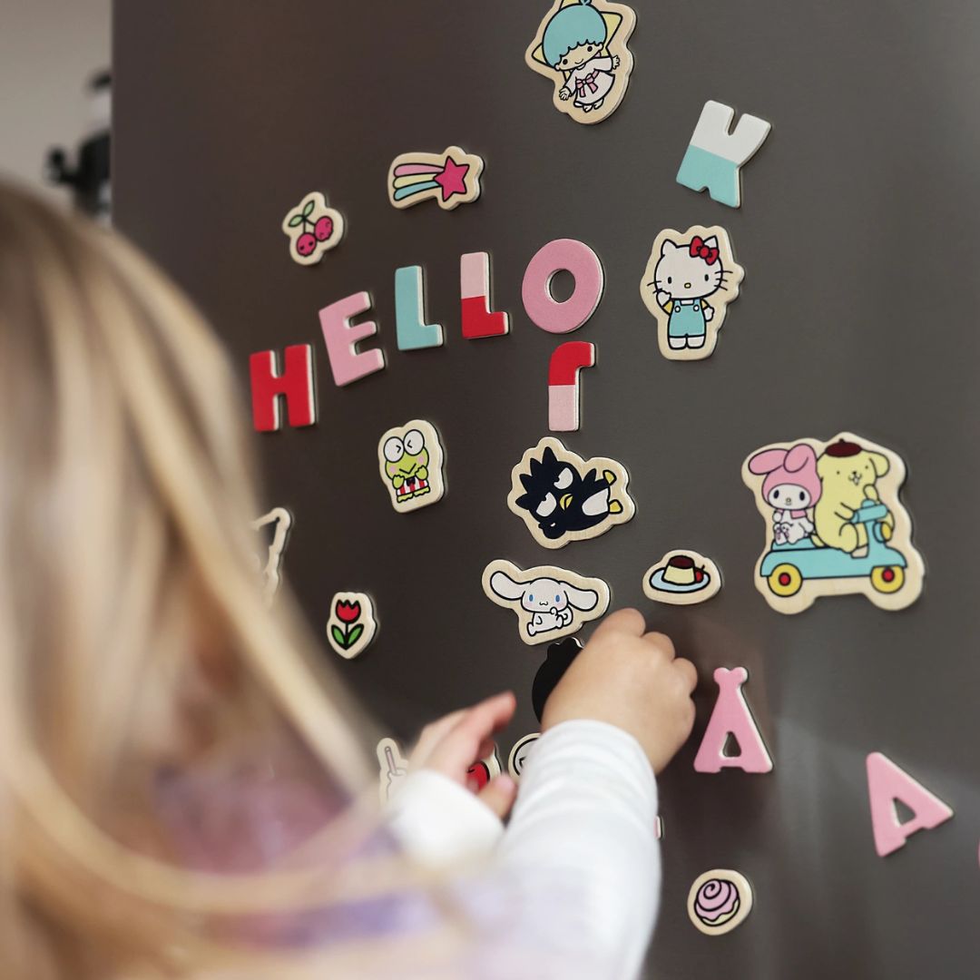 Hello Kitty magneter bokstäver