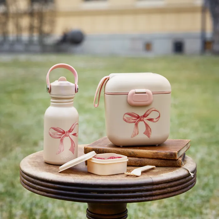 Elodie Details Lunch & Snack Box Rosy Bow