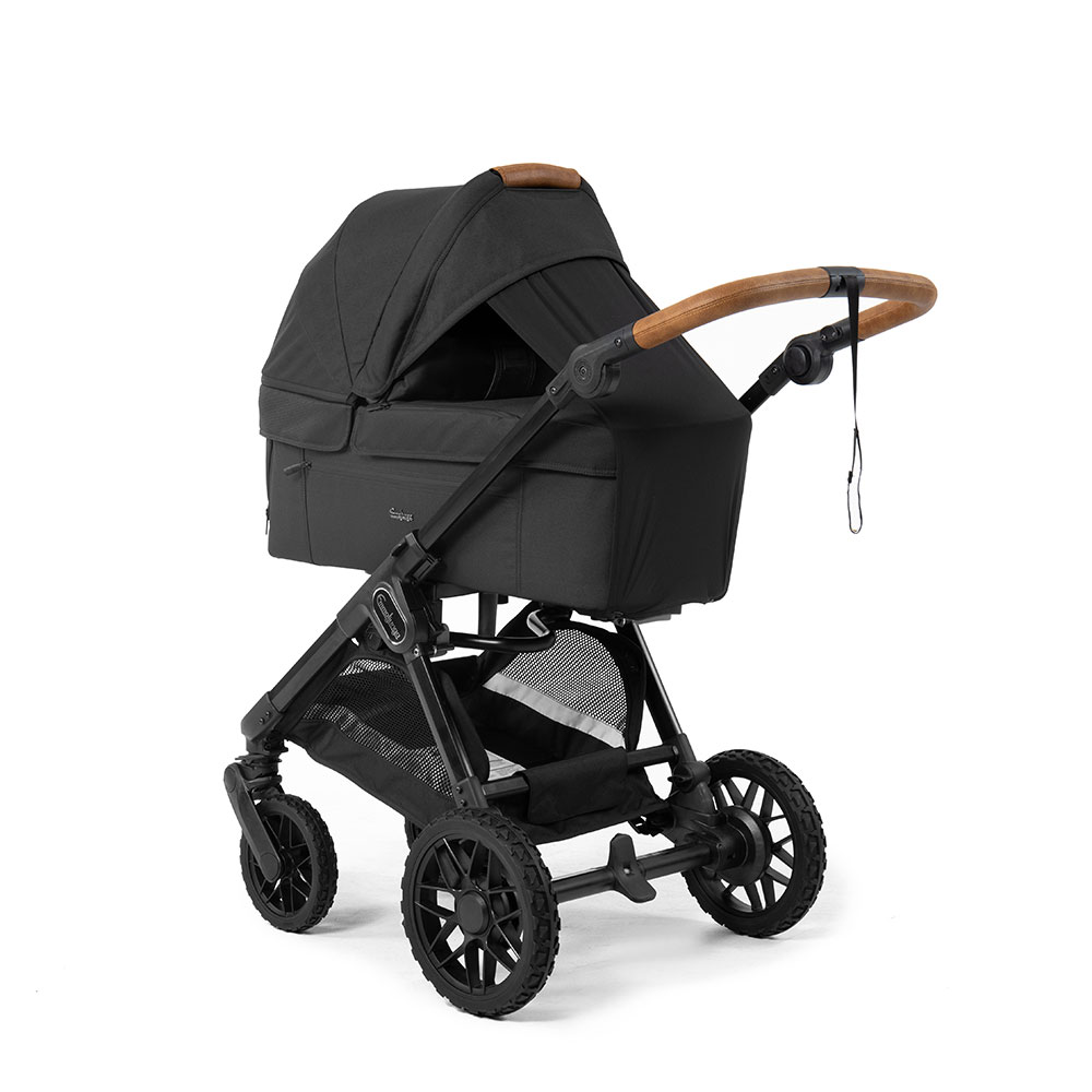 Emmaljunga Sento Flat + Oudoor Black