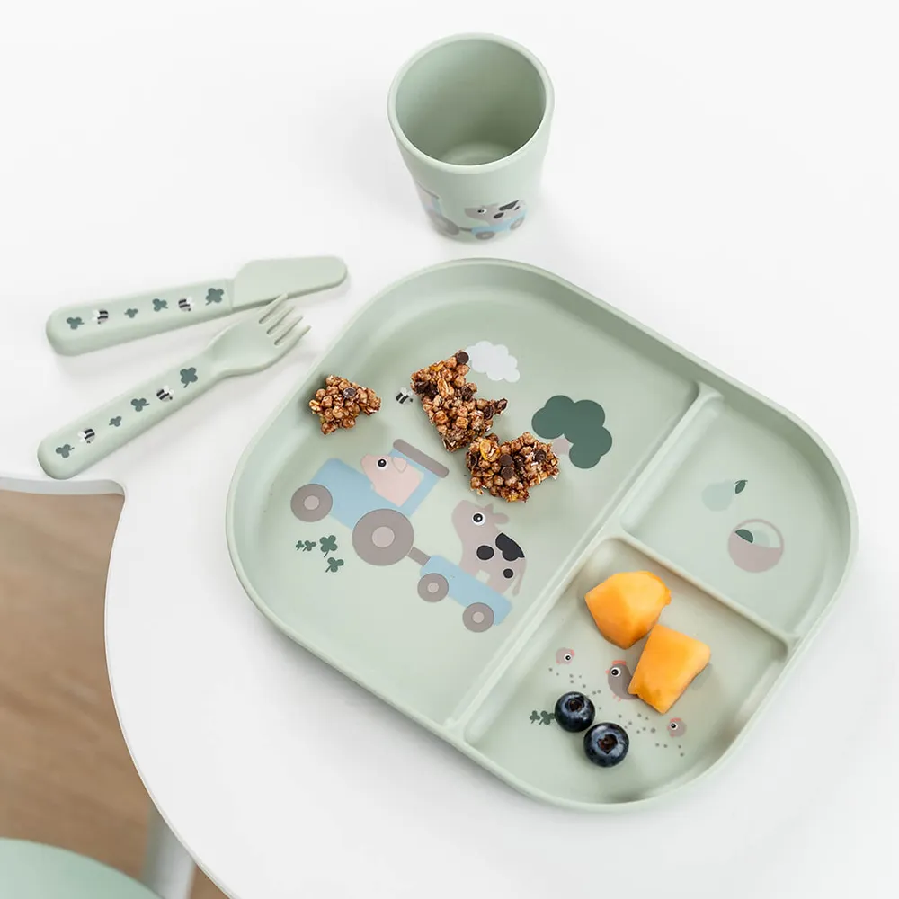 Done by Deer Foodie dinner set med sugfunktion Tiny Farm Green